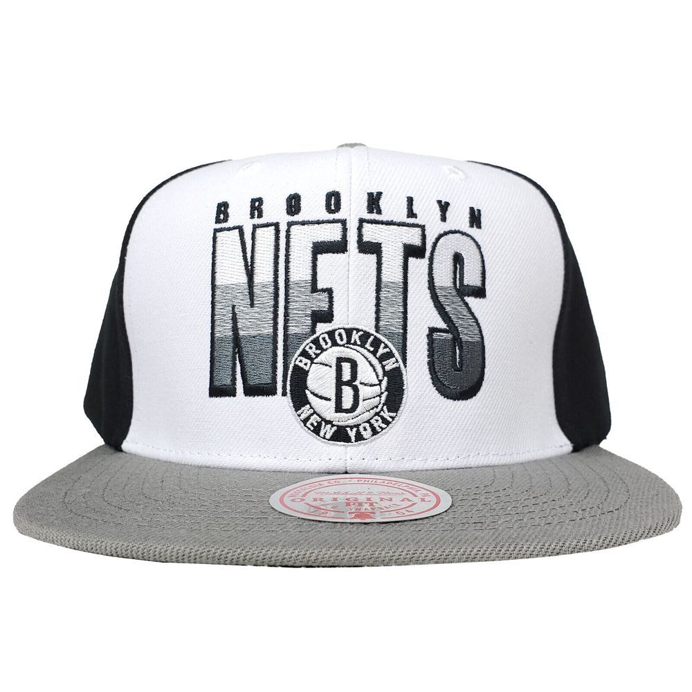 Brooklyn Nets Mitchell & Ness NBA Snapback Hat Cap Gradient Logo White Gray NWT